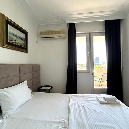 Hotel Bojatours Подгорица Екстериор снимка