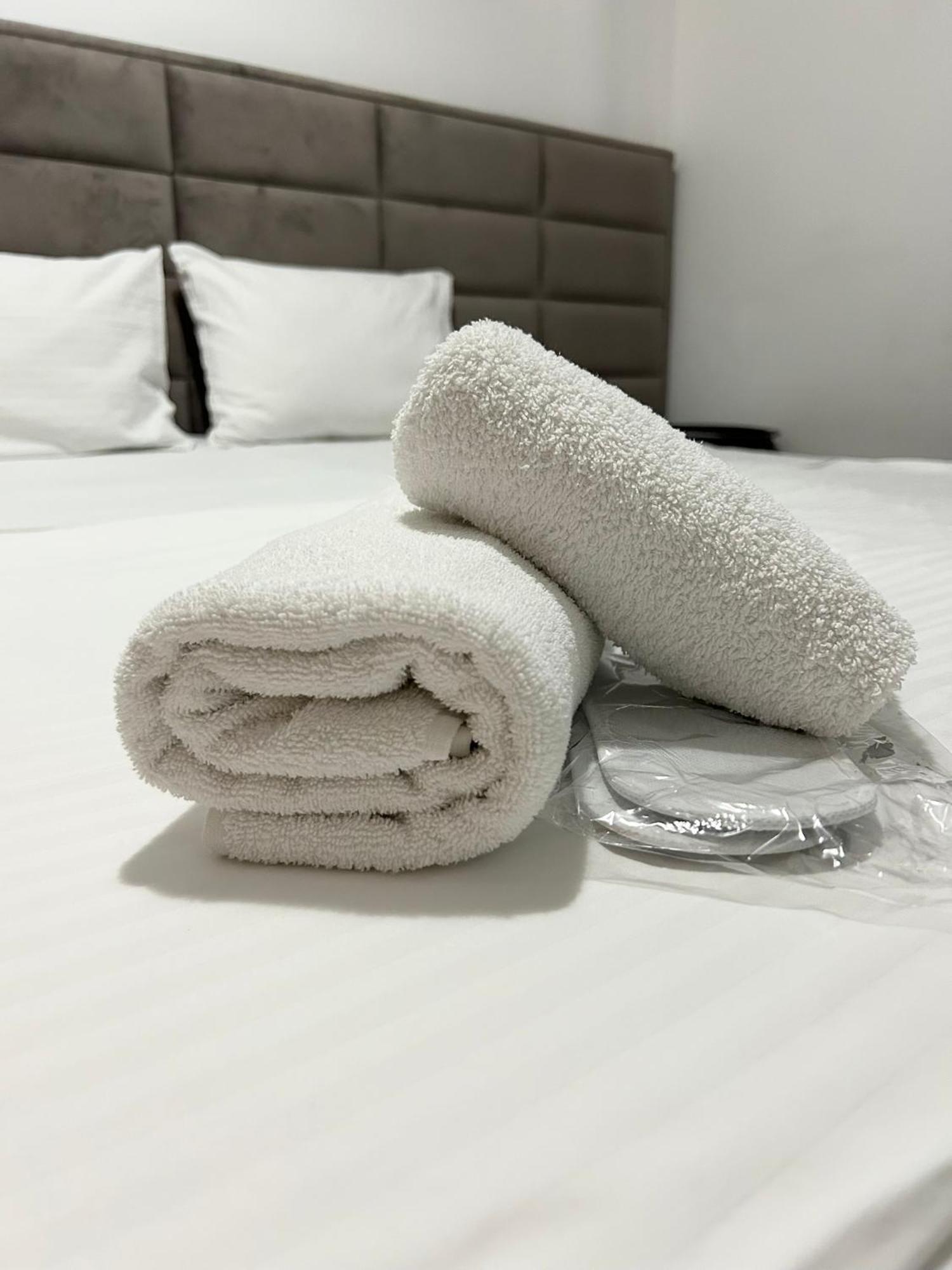 Hotel Bojatours Подгорица Екстериор снимка