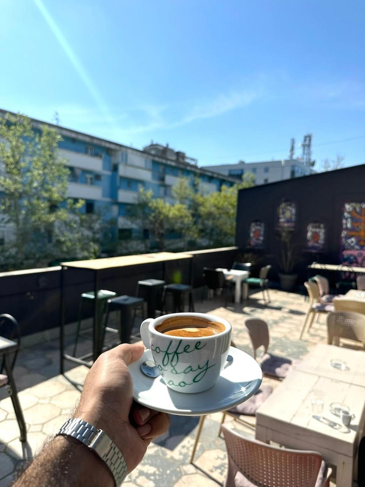 Hotel Bojatours Подгорица Екстериор снимка