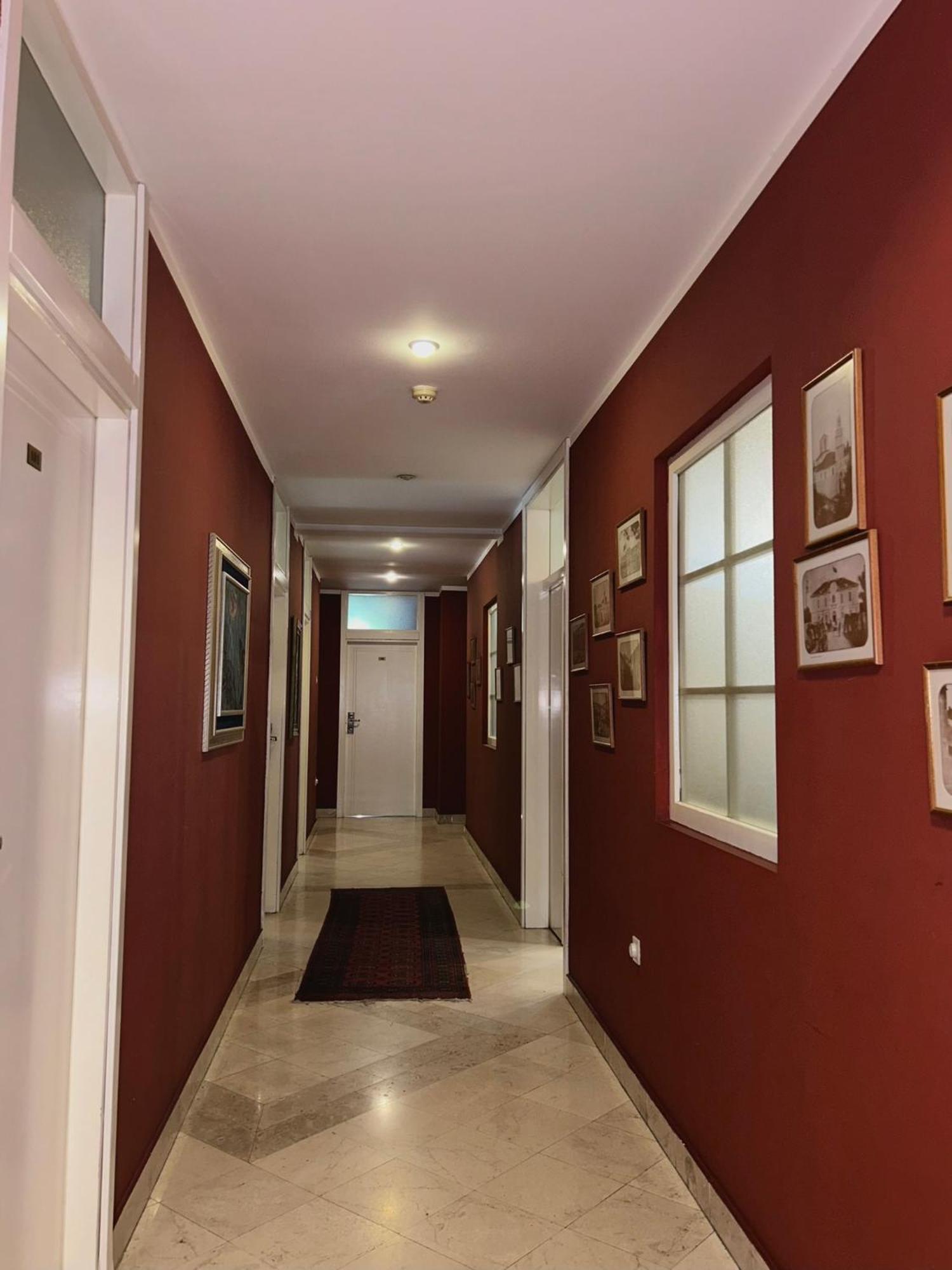 Hotel Bojatours Подгорица Екстериор снимка